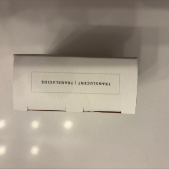 100% Pure Translucent Bamboo Powder - Picture 2 of 3